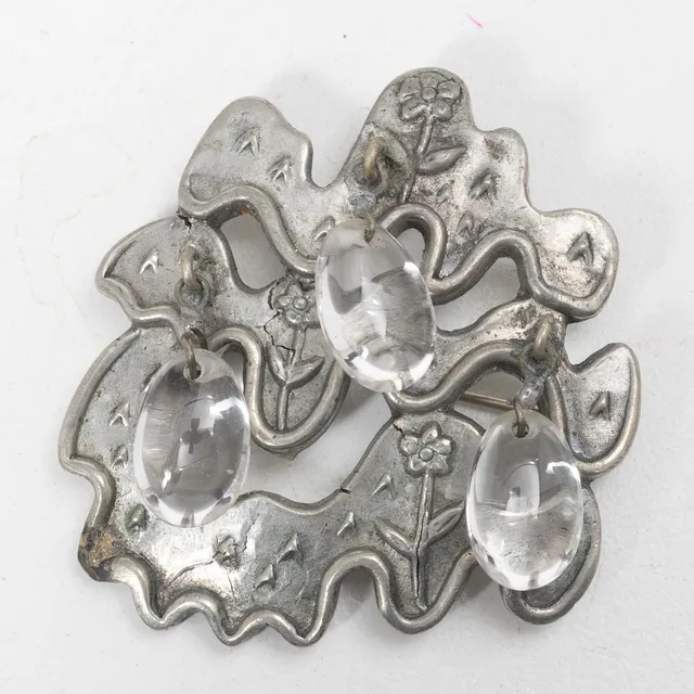 Estrid Ericson, brosch, tenn,  modellnummer Z 3874. Firma Svenskt Tenn,  1940-tal.