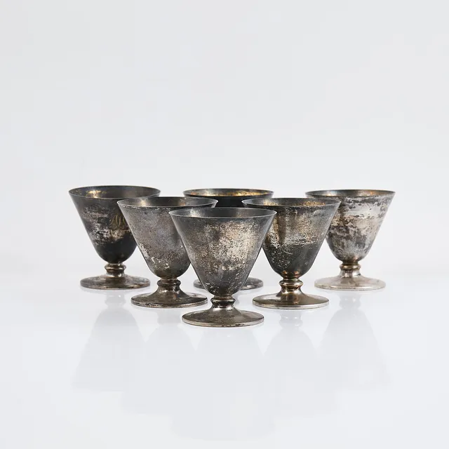 BÄGARE, 6 st, silver, på fot, Anderson K, Stockholm 1949.