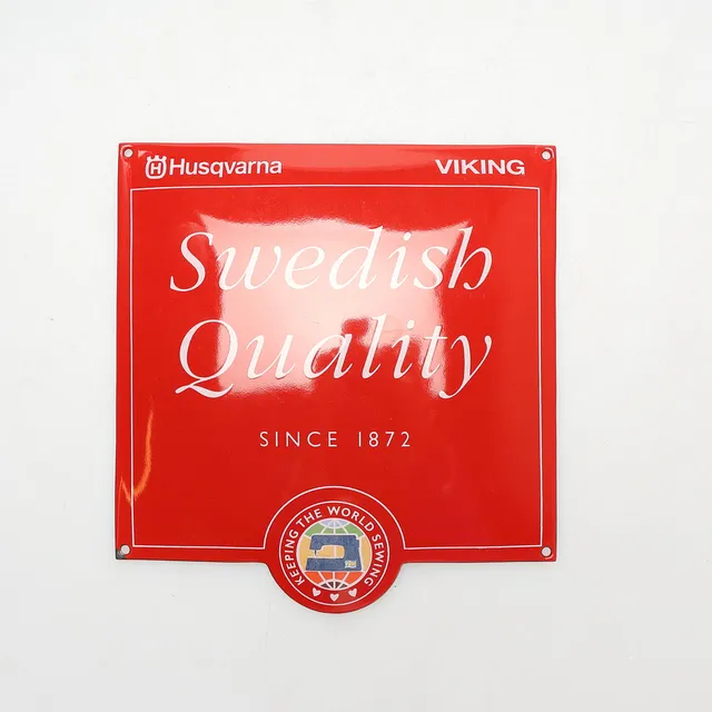 EMALJSKYLT. Husqvarna, "Swedish Quality", Viking Symaskin.