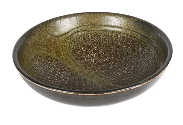 Gerd Bøgelund for Royal Copenhagen. Bowl of green glazed stoneware