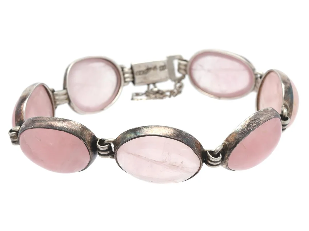 ARMBAND, silver, rosenkvarts, Victor Jansson, Lindesberg 1960, längd 19 cm, vikt 30,3 g, säkerhetskedja. — Smycken/Armband — Kaplans