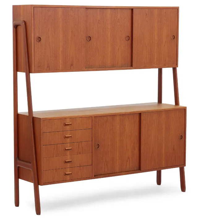 Tall cabinet in teak with sliding doors and drawers. Model 3. Manufactured circa 1960s by Omann Jr. H. 175 cm. W. 164 cm. D. 46 cm.