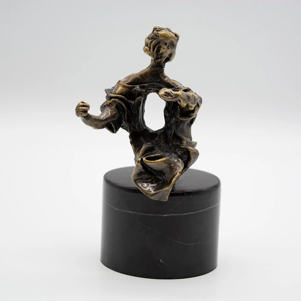 SALVADOR DALÍ. BRONZESKULPTUR “MADONNA DE PORT LLIGAT“, 1974, MARMORFARBIGER SOCKEL, IN BRONZE SIGNIERT. — Sculptures & Bronzes — Kunst- und Auktionshaus Kleinhenz