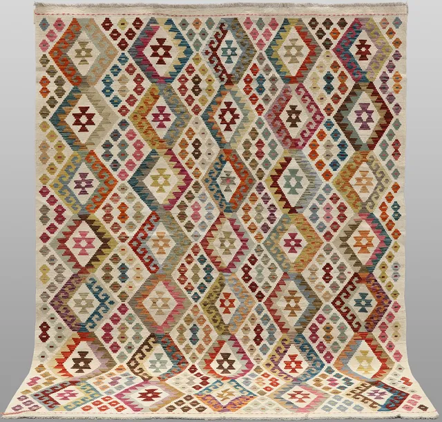 MATTA, "Kelim", 241 x 182 cm.