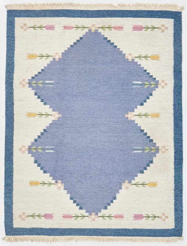 MATTA, röllakan, ca 222 x 169 cm.