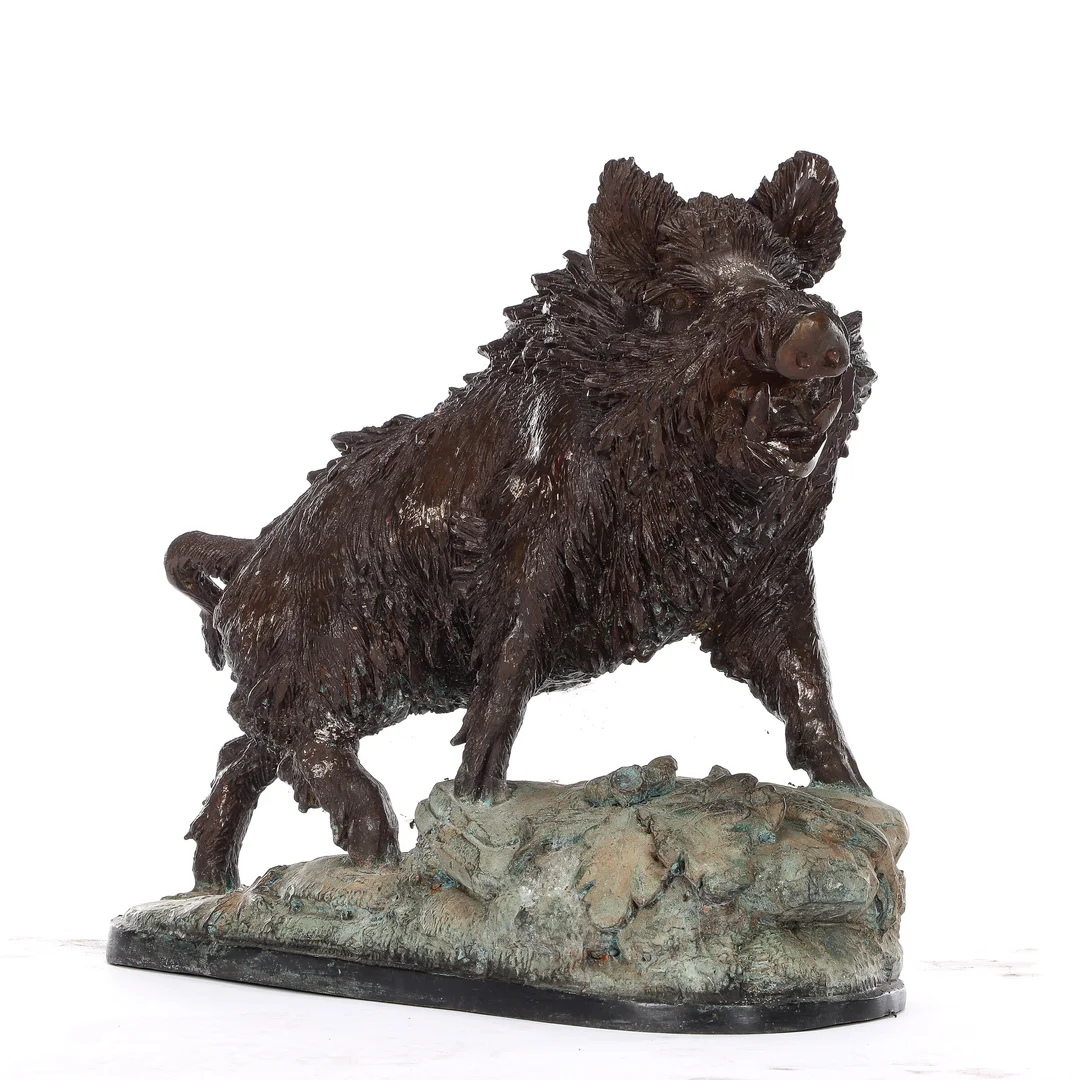 Bronze sculpture in the shape of a wild boar — Paintings and sculptures/Sculptures — Lauritz