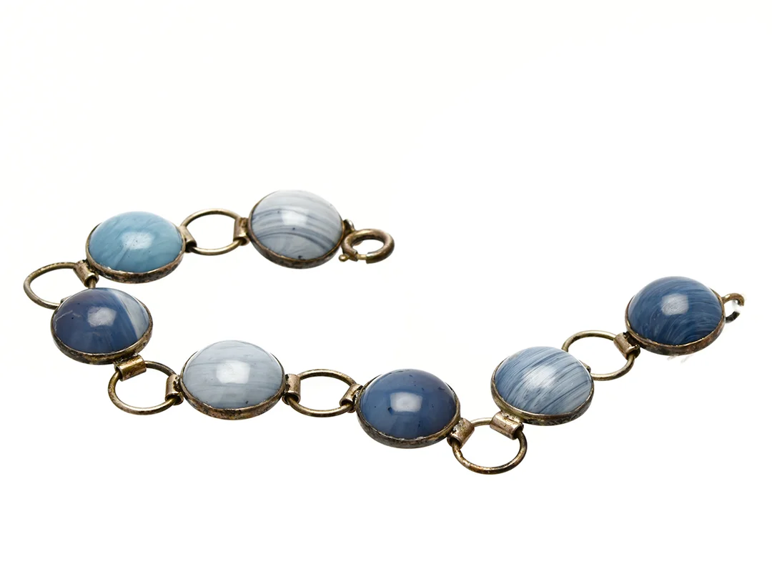 ARMBAND, Silver, med cabochonslipade blå stenar, 18 cm, springlås, 1960-tal, brv 17,5g — Smycken/Armband — Kaplans