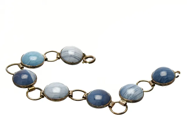 ARMBAND, Silver, med cabochonslipade blå stenar, 18 cm, springlås, 1960-tal, brv 17,5g