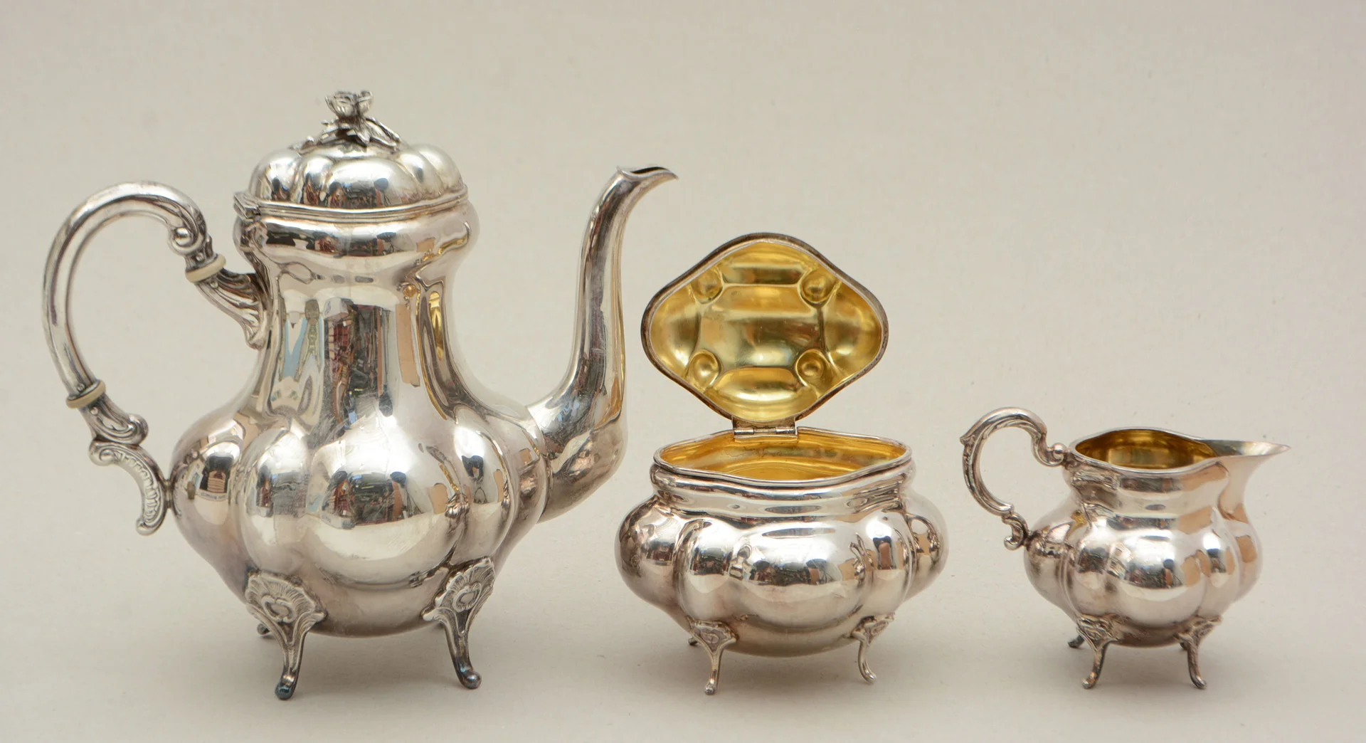 Kaffeservis, Silver 3 delar. — Silver — Connoisseur Bokauktioner