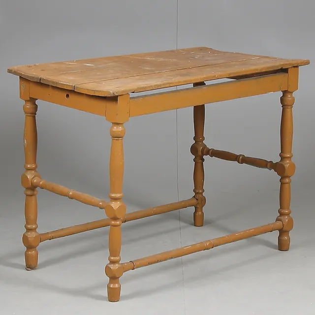 BORD, bemålat trä, barockstil, 1800-tal.