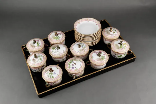 Royal Copenhagen. Flora Danica, broth cups with lids (10)