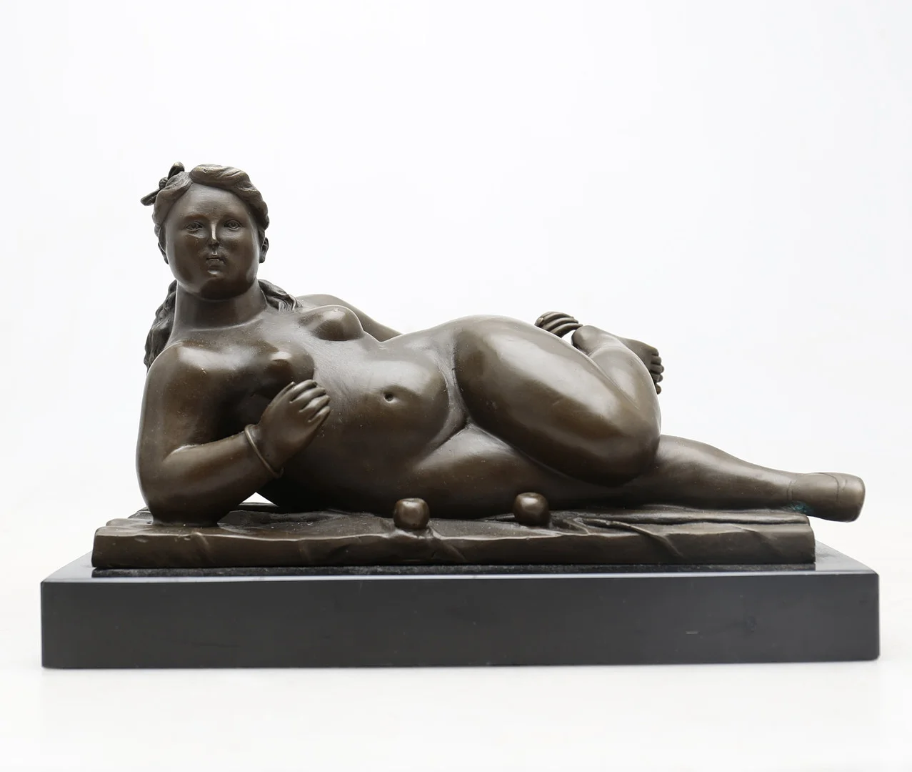 AFTER FERNANDO BOTERO. “Paulina Borghese”. — Sculptures & Bronzes — Balclis
