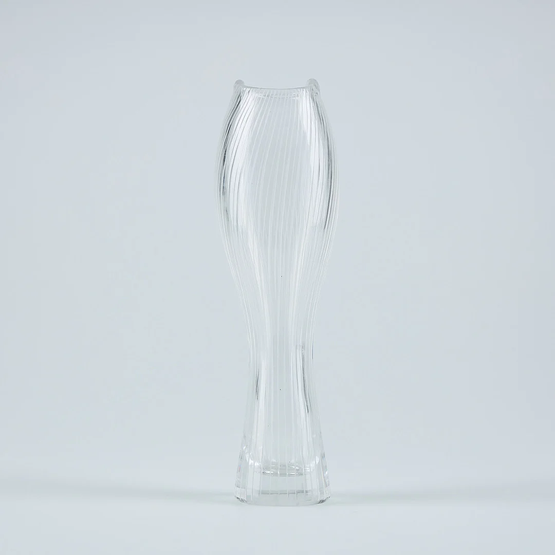 TAPIO WIRKKALA. VAS, glas, "Fölben", signerad Tapio Wirkkala, Iittala -56. — Art glass — Stockholms Auktionsverk Helsinki