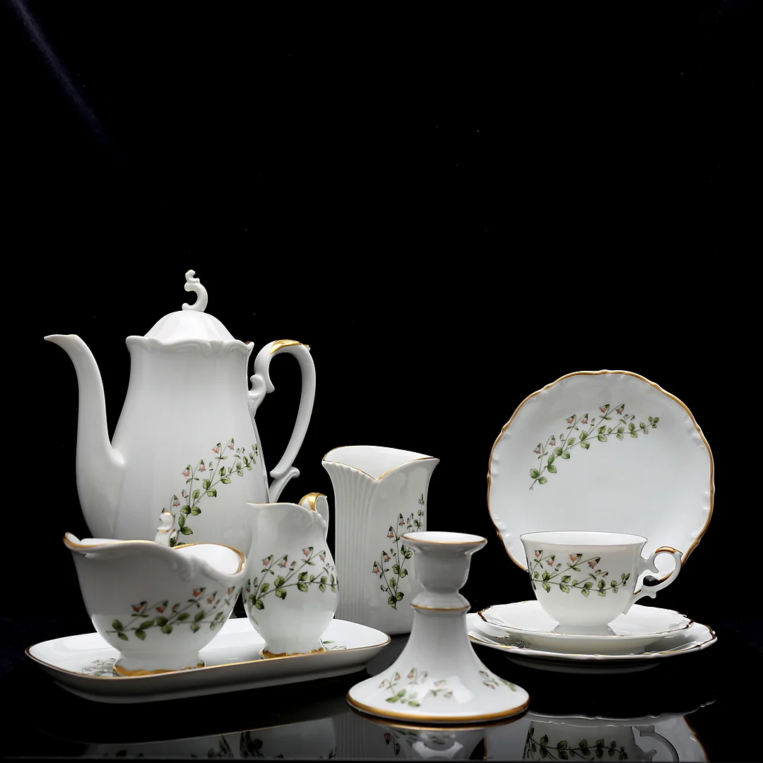 KAFFESERVIS, 60 delar, "Linnaea Borealis", Hackefors. — European — Auktionshuset Thelin & Johansson