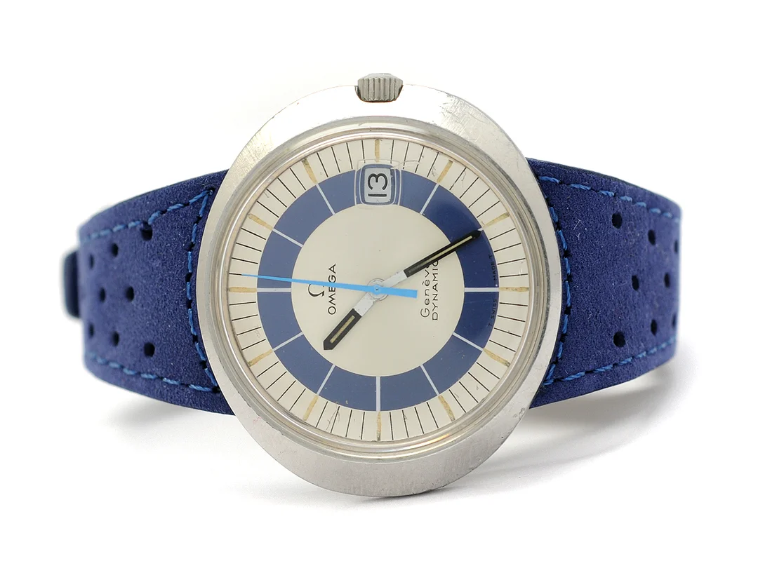 OMEGA, Genève, Dynamic, Cal 613, Serie nr. 27835423, Ref nr. ST 136.033, Boett nr. 136.033, herrur, 41 x 36,5 mm, stål, manuell, plexiglas, datum, skadad urtavla, integrerat läderband, ca 1968. — Klockor/Omega — Kaplans
