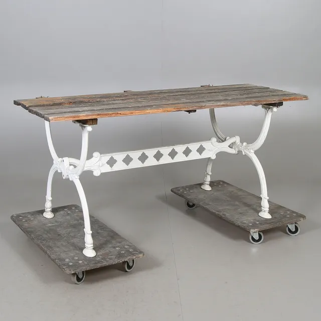 TRÄDGÅRDSBORD, Byarum, 1900-talets andra hälft.