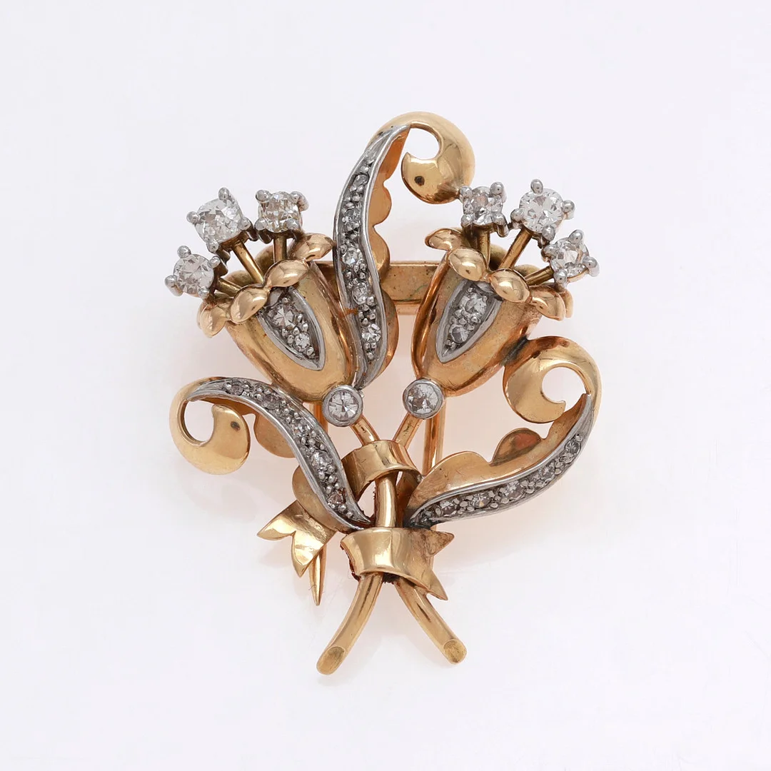 Diamonds floral brooch-clip, circa 1940. — Brooches & Pendants — Balclis