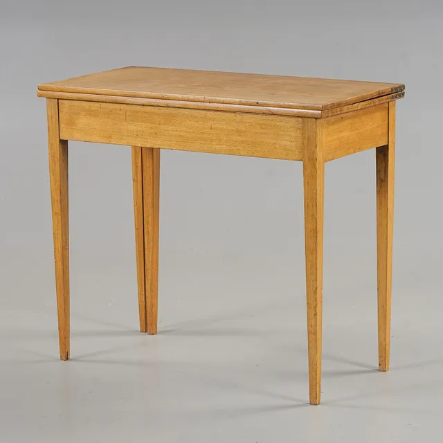SPELBORD Sengustavianskt, Mahogny, tidigt 1800-tal.