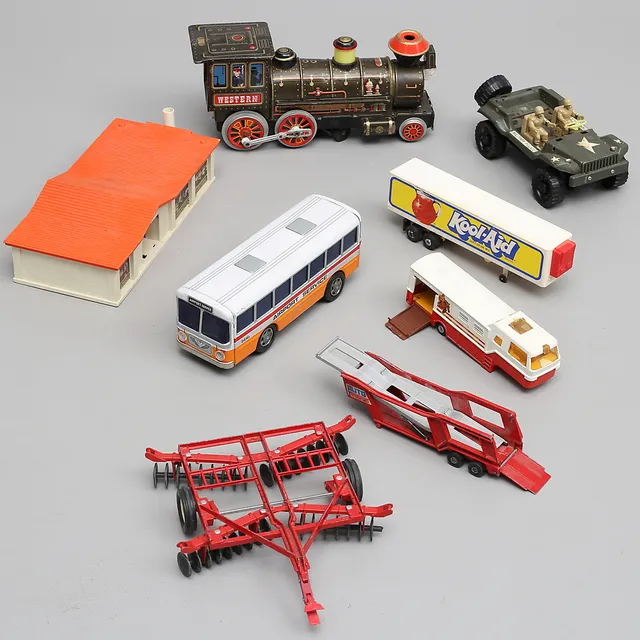 LEKSAKER, 8 st, plåt och plast, Matchbox, Dyersville, Majorette.