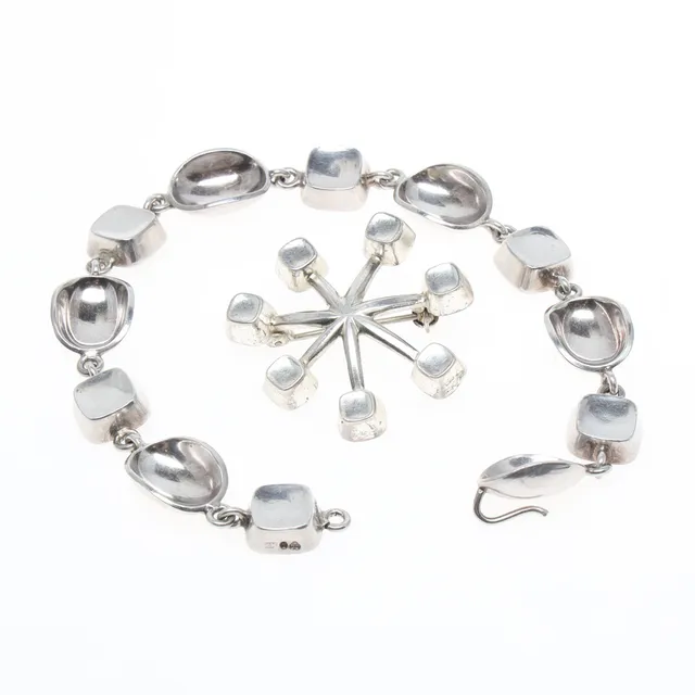 SIGURD PERSSON. ARMBAND, BROSCH, sterling silver, 2 dlr.