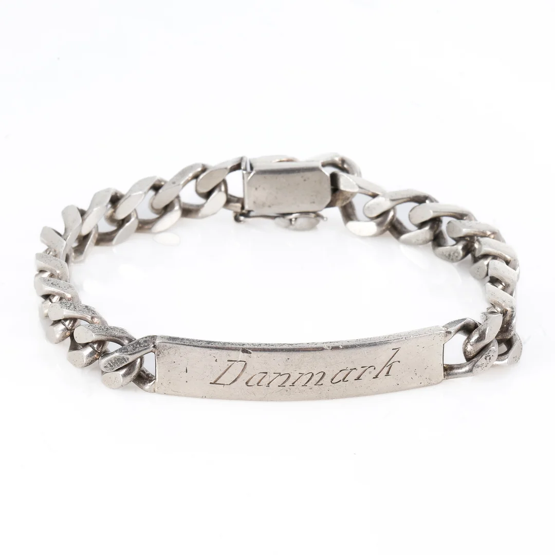Hermann Siersbøl: A bracelet with plate of sterling silver. Length 21 cm. — Jewellery/Bracelets — Lauritz