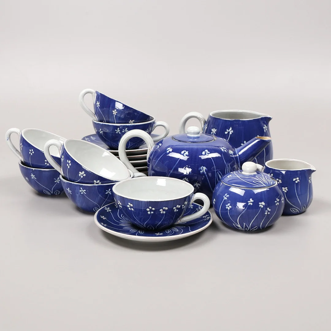 INGRID ATTERBERG. Teservis, 18 delar, porslin, "Ingrid", Upsala Ekeby. — Tableware — Växjö Auktionskammare