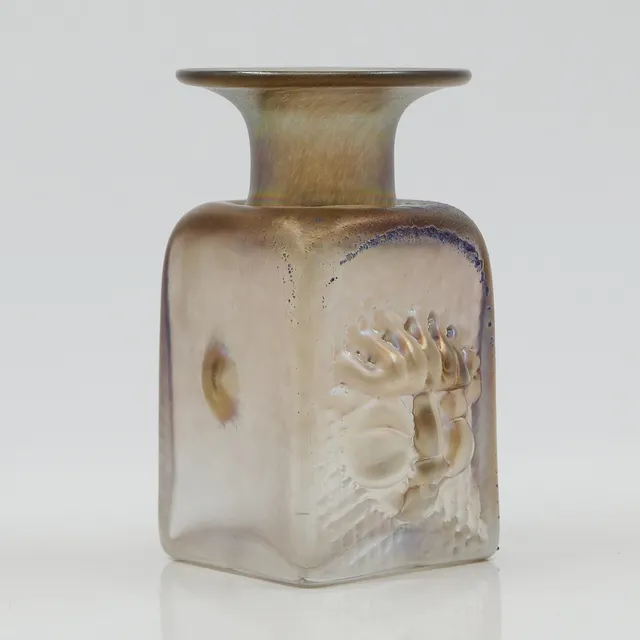 BERTIL VALLIEN. VAS, MINIATYR, ARTIST COLLECTION, BODA, SIGNERAD.