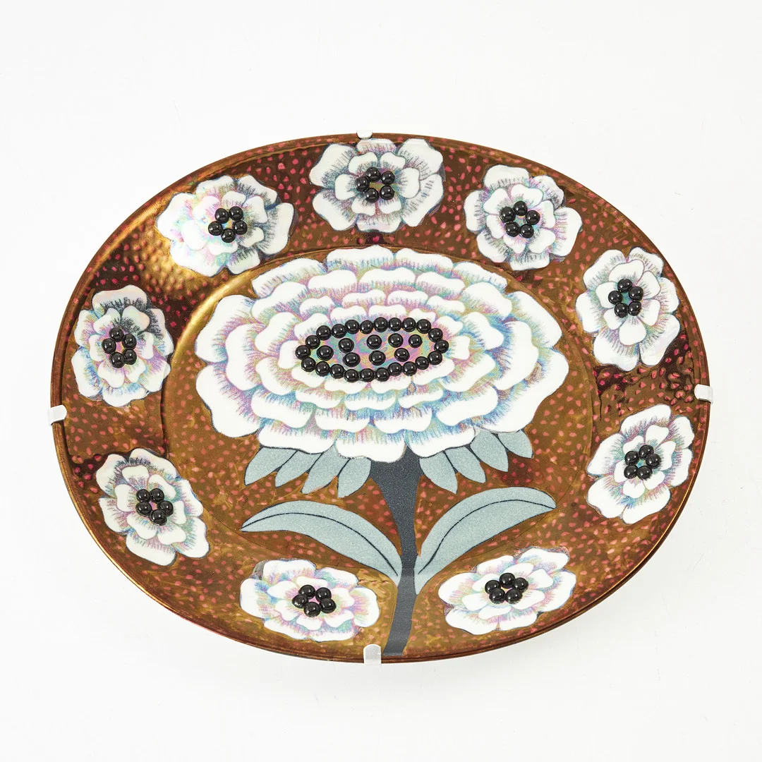 BIRGER KAIPIAINEN. Fat "Fiori" porslin Arabia, med dekor delvis i relief, 1322/2000 i originalförpackning. — European — Stockholms Auktionsverk Magasin 5