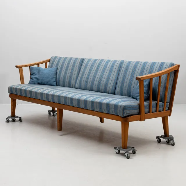 CARL MALMSTEN. Soffa, "Visingsö", furu, 1900-talets andra hälft.
