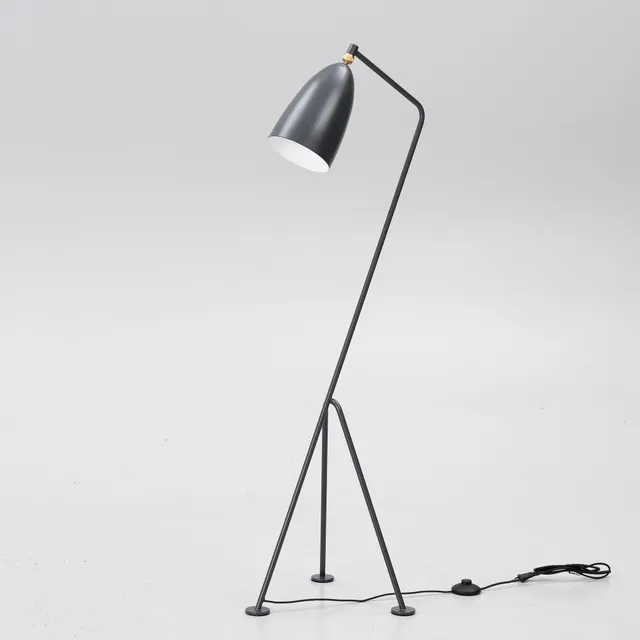 Greta Magnusson Grossman, golvlampa, "Gräshoppan", GUBI, Danmark.