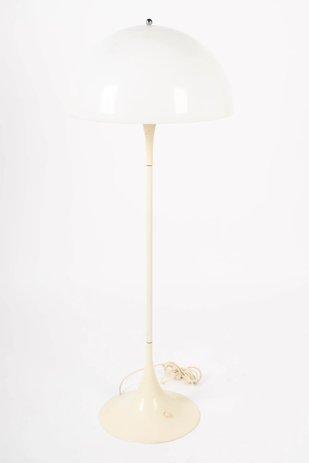 Verner Panton: 'Pantella', floor lamp — Lamps and lighting/Floor lights — Lauritz