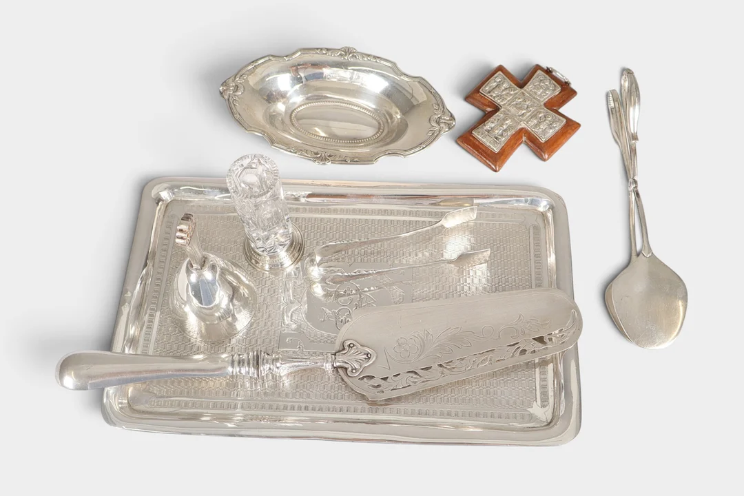 Miscélanea de objetos de plata. — Silver — Barcelona Auctions