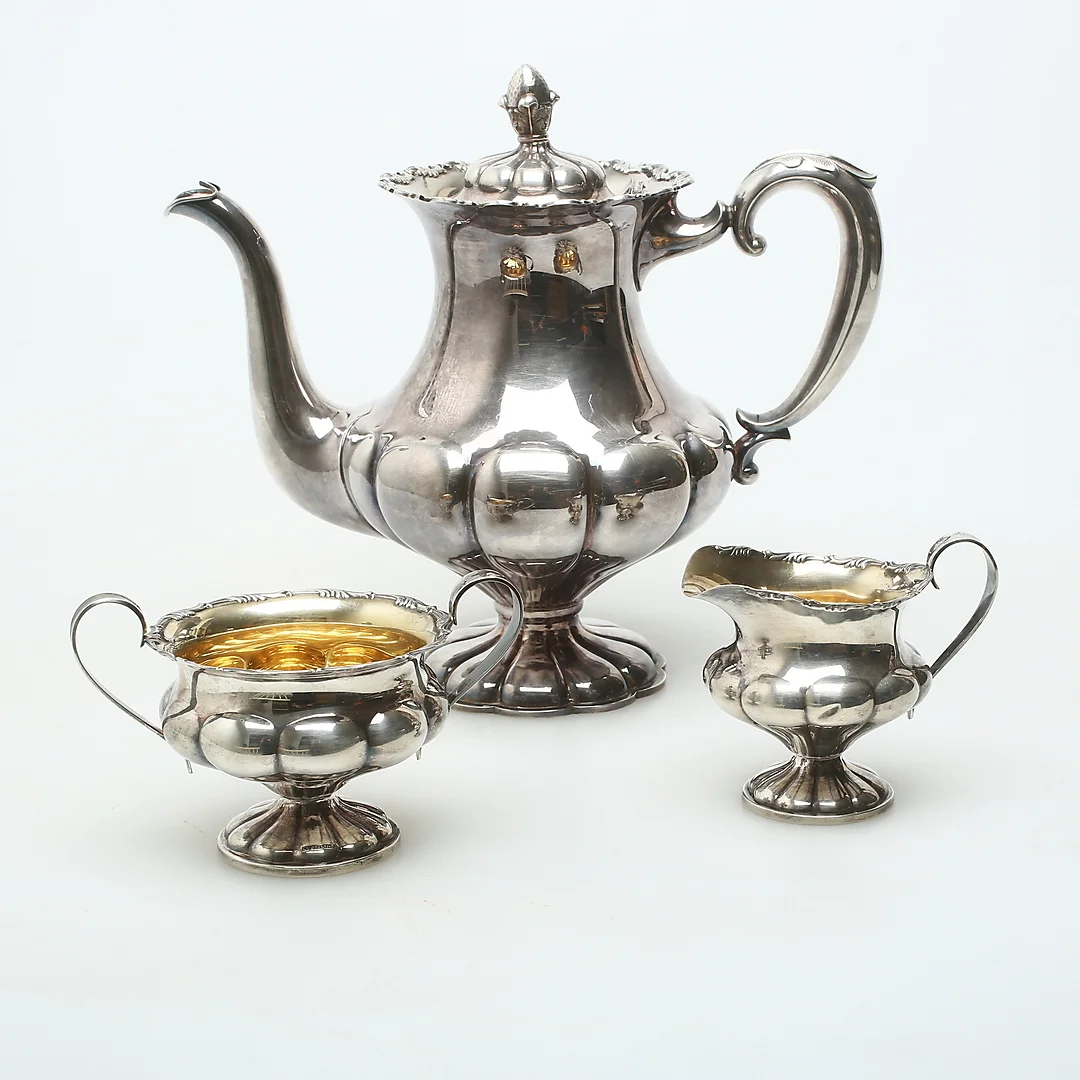 KAFFEKANNA, SOCKERSKÅL, GRÄDDKANNA, silver, Finland, 1976. — Silver — Auktionshuset Kolonn
