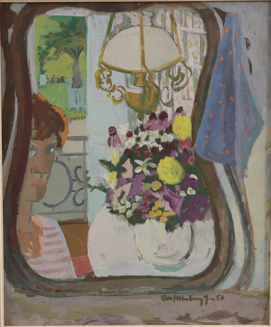 EVA HOLMBERG JACOBSSON. "Spegelbild av blombukett, fotogenlampa och kvinna", tempera/olja, signerad. — Paintings — Växjö Auktionskammare