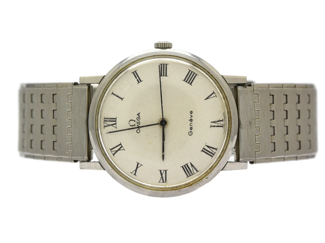 OMEGA, Genève, Cal 601, Serie nr. 25068717, Ref nr. ST 131.019, Boett nr. 131.019, herrur, 34 mm, stål, manuell, plexiglas, skadad urtavla, ca 1967, metallänk ej original. — Klockor/Omega — Kaplans