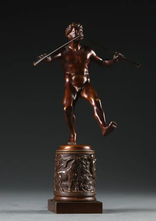 C. Peters. Fløjtespillende faun. Bronze