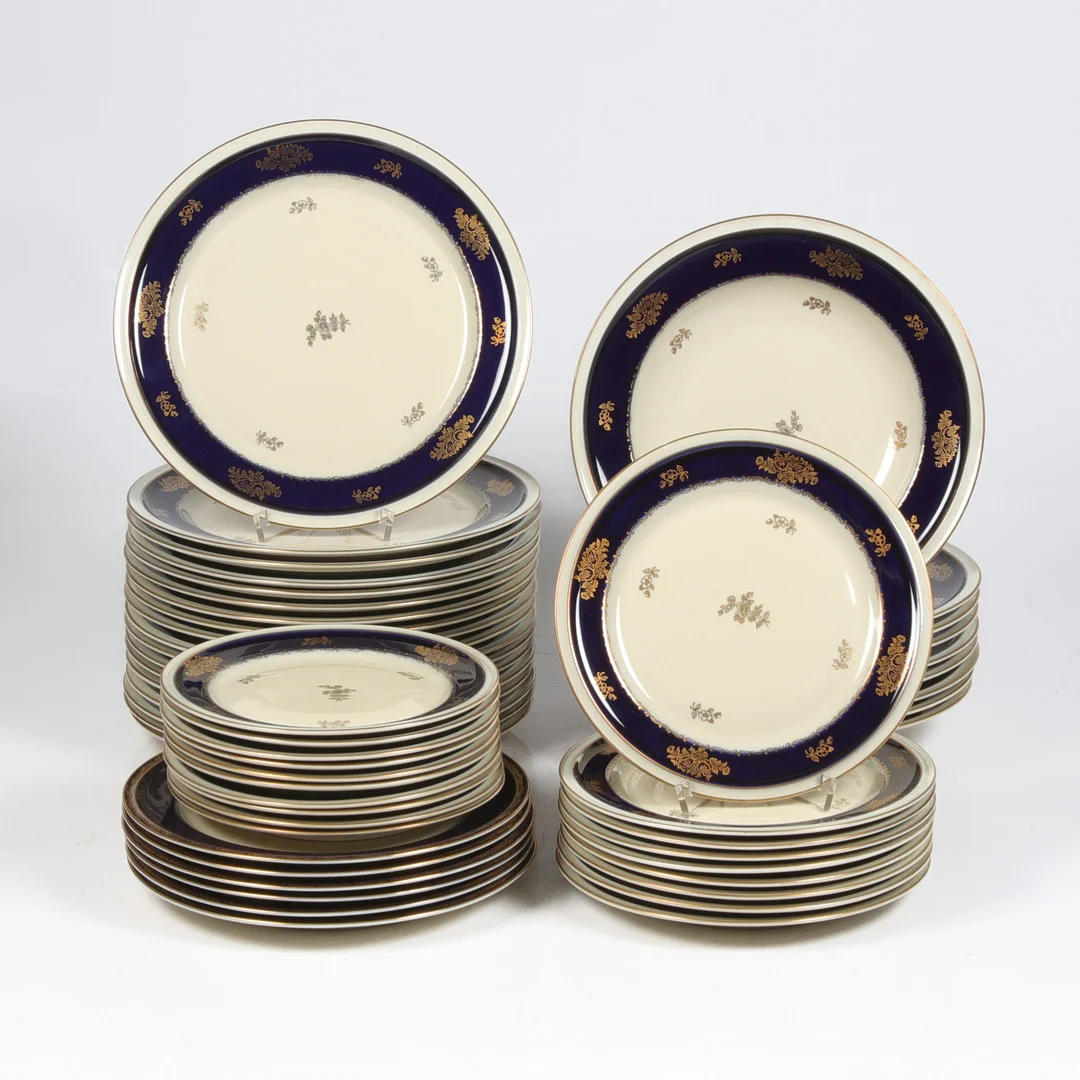 MATSERVISDELAR, 52 delar, porslin, "Winifred", Rosenthal. Tyskland. 1930/40-tal. — European — Stadsauktion Sundsvall