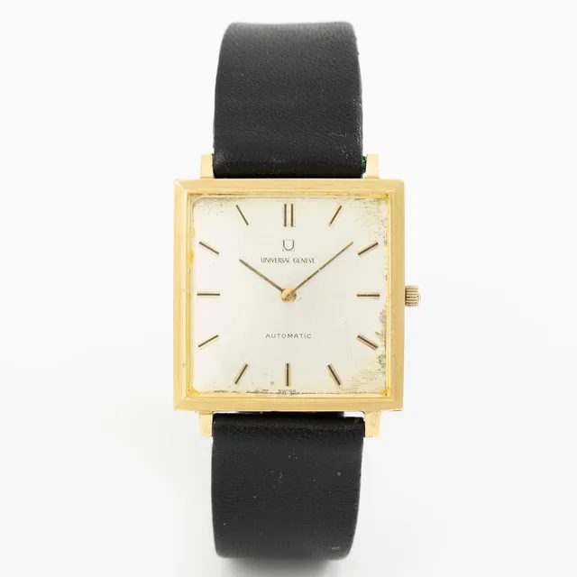 Universal Genève, armbandsur, 31 x 31 mm.