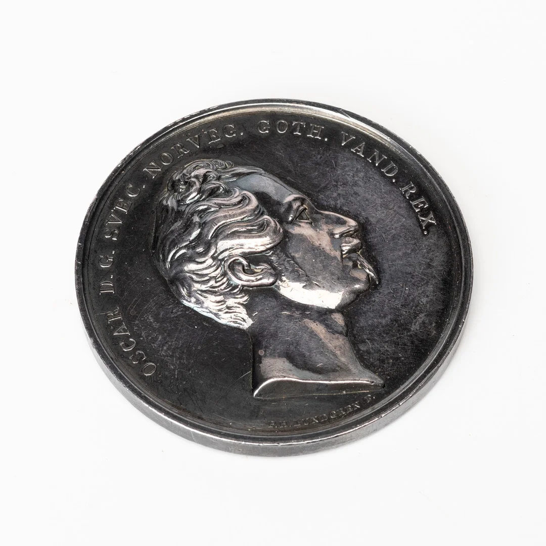 MEDALJ, Oscar I (1844-59), De tre äldsta riddarordnarnas hundraårsfest 1848, silver. — Orders & Medals — Auktionshuset Kolonn
