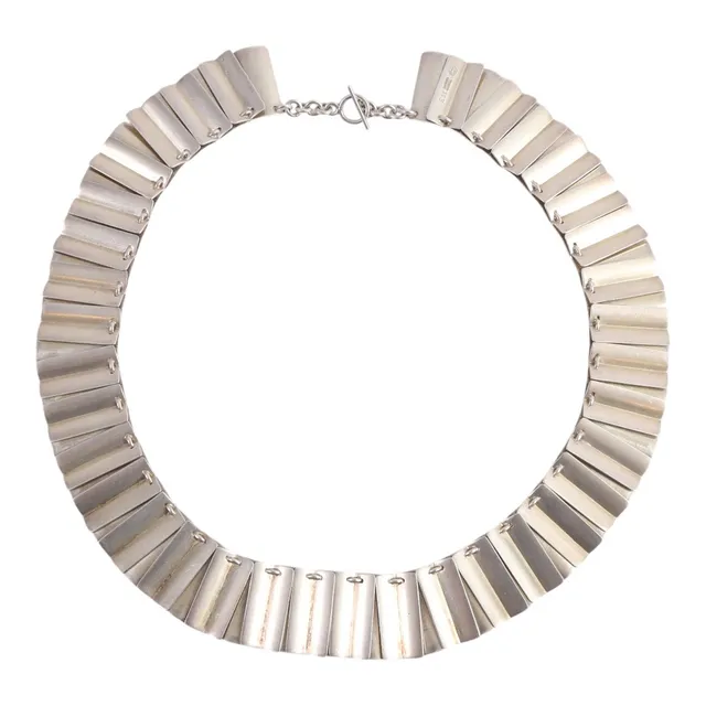 ARNO MALINOWSKI (1899-1976). Georg Jensen. Halskæde af sterlingsølv, dessin 113.