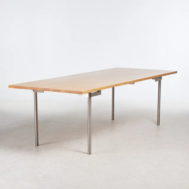 HANS J. WEGNER, matbord, modell CH 318, Carl Hansen & søn.