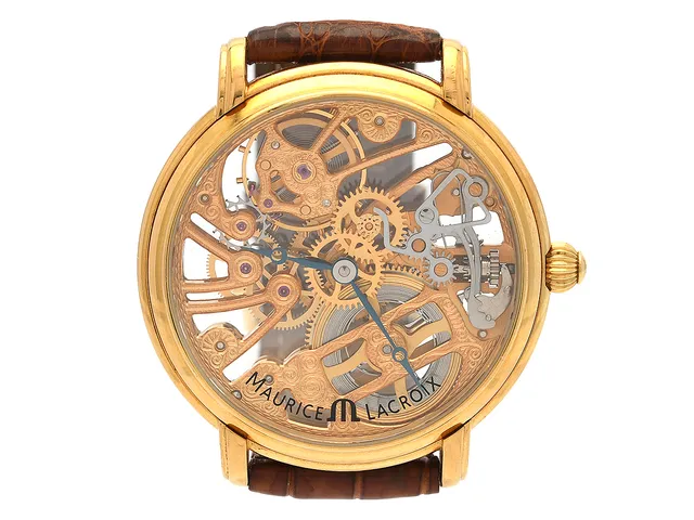 MAURICE LACROIX, Masterpiece Collection Squelette, Cal ML 16 (ETA 6497-1), Serie nr. AH 36526, Ref nr. MP 6268, herrur, 43 mm, 18K guld, manuell, safirglas, skeletterad urtavla, glasbaksida, läderband, originalspänne 18K guld, cert, april 2004, box, ytterkartong.