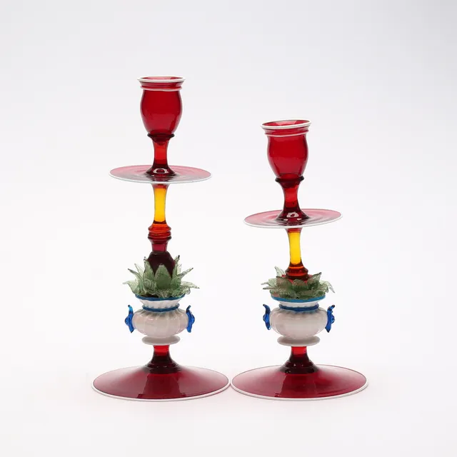 LJUSSTAKAR, ett par, glas, troligen Italien, 1900-tal.