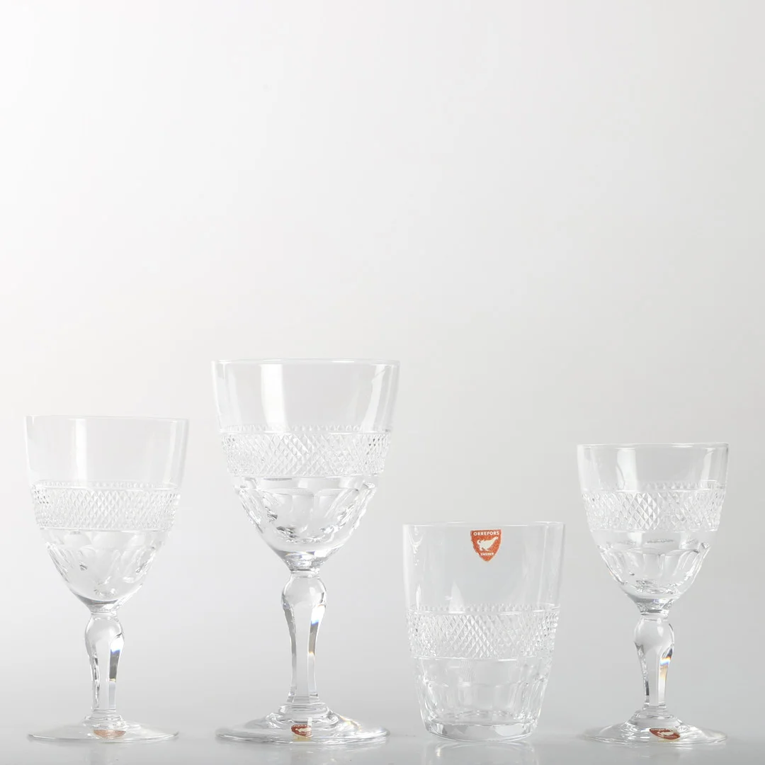 EDWARD HALD. Glasservis, 40 delar, "Rio", Orrefors. — Tableware — Helsingborgs Auktionskammare