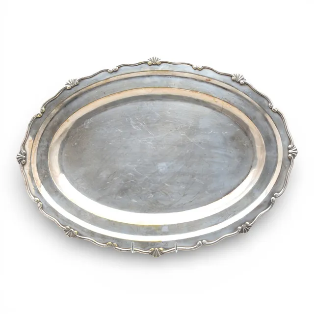 Silvery metal tray, second third of the 20th Century.