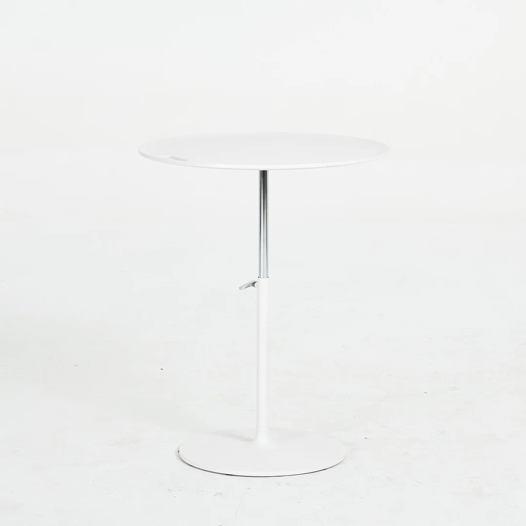 JASPER MORRISON. Sidobord, "Rise Table", för Vitra, vitt stålunderrede, etikettmärkt. — Tables — Stockholms Auktionsverk Sickla