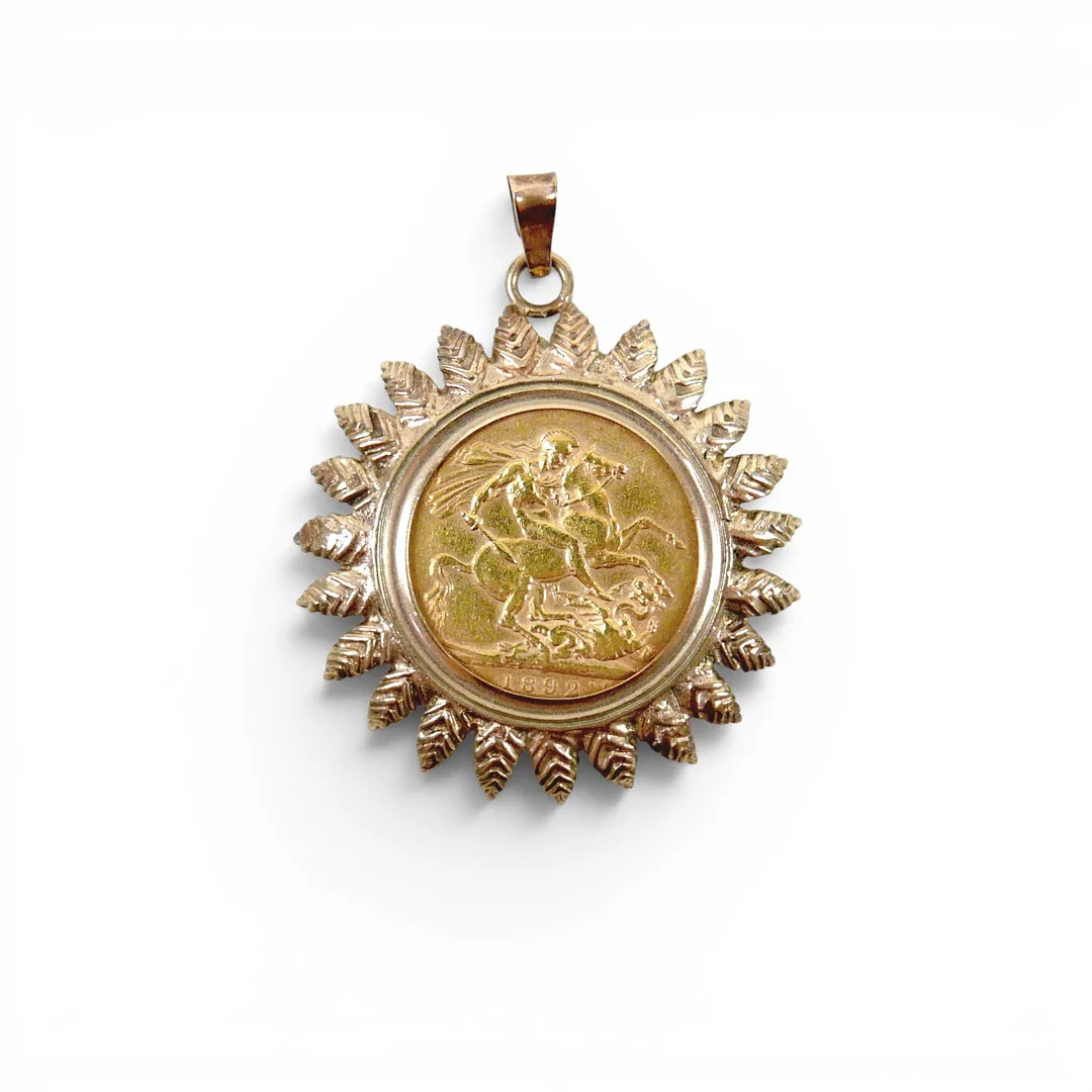 A VICTORIA 1892 GOLD SOVEREIGN IN 9CT PENDANT SETTING. — Brooches & Pendants — Batemans of Stamford