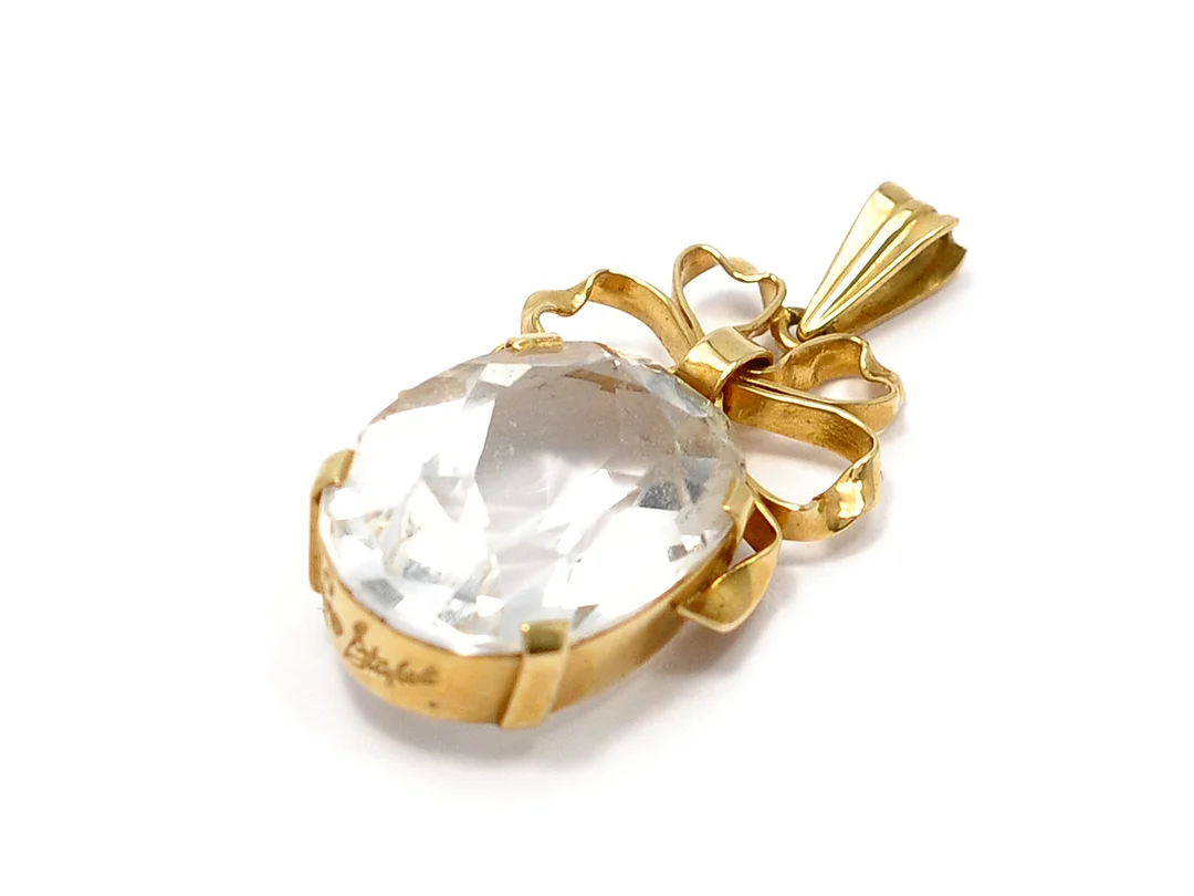 HÄNGE, 18K guld, bergskristall, 3,3 x 1,6 cm, vikt 5,3 g, Stigbert för Engelbert 1949. — Smycken/Hänge — Kaplans