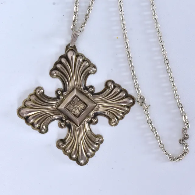 KEDJA SAMT HÄNGE, sterlingsilver, Christmas Cross, Reed & Barton.