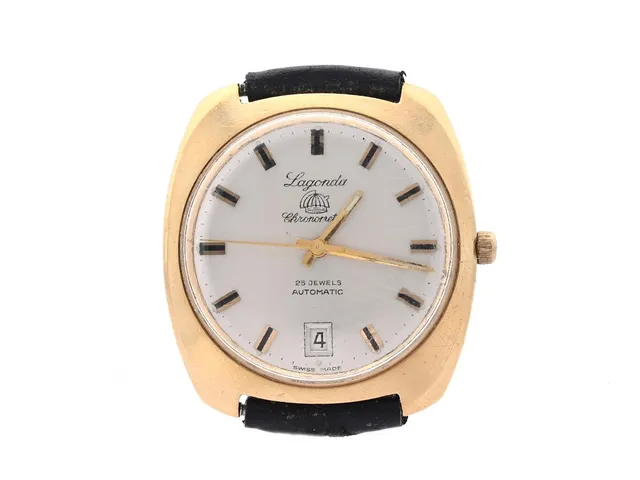Lagonda herrur 18K, chronometre 25 jewels automatic, 35mm, boettnr: 5202, plexiglas, läderband, datumvisning (datumomslag defekt)